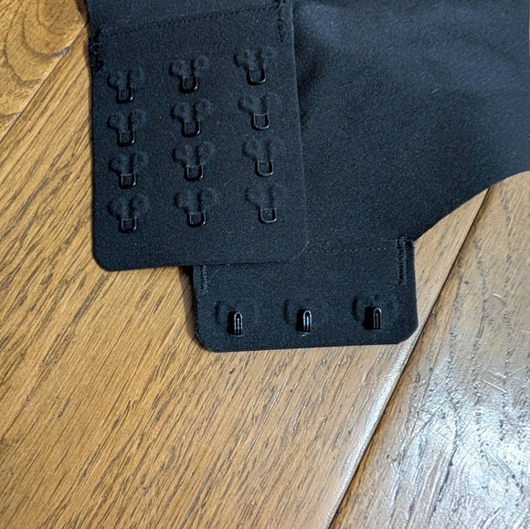 Honey love crossover bra‎ in Black Large 38 B / C - Picture 2 of 7